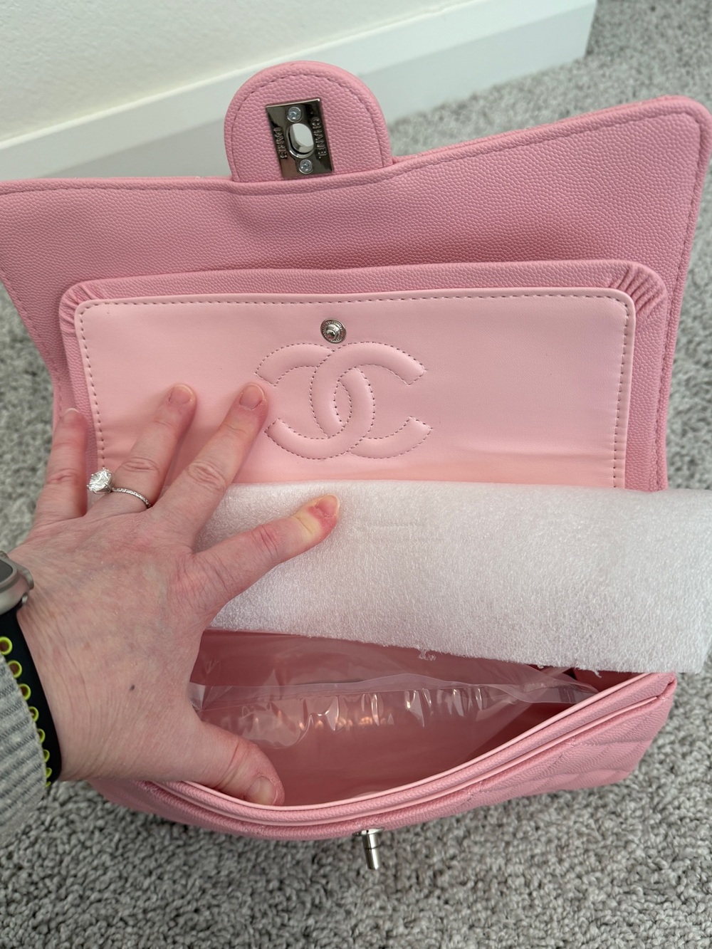INSPIRED….. Classic Quilted Pink Shoulder Bag with Chain Strap in pink - Picture 8 of 8
